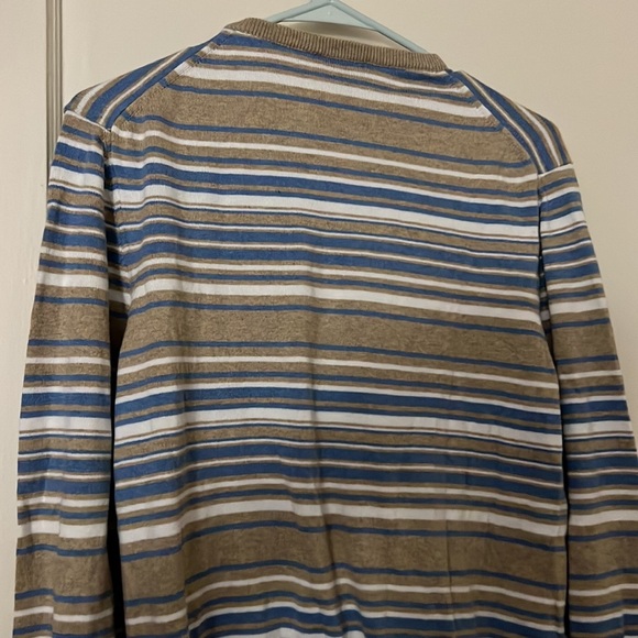 saks fifth avenue sweater size: M - Picture 7 of 8